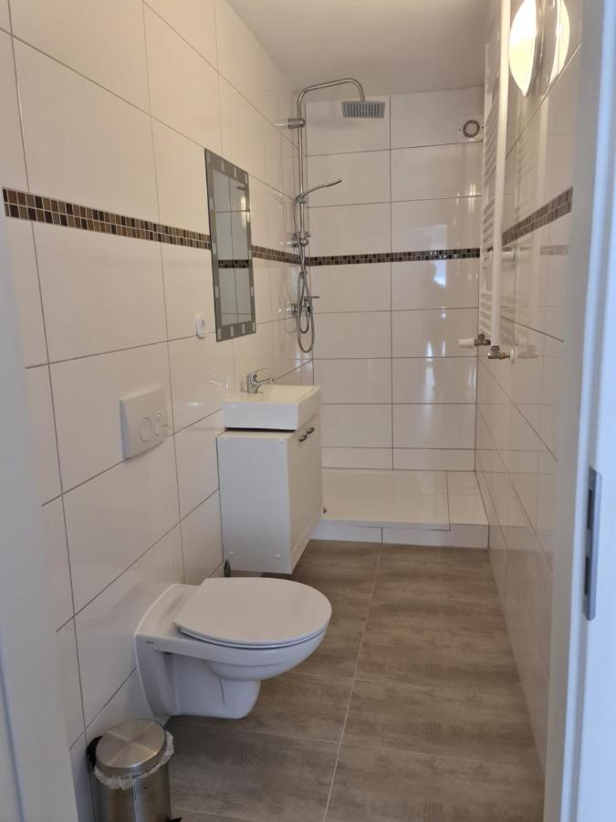 Ferienwohnung Trifkovic 3 Эмден Экстерьер фото